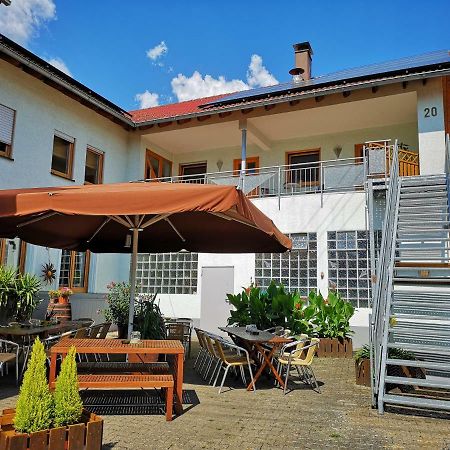 Gasthaus Zum Loewen Seckach Екстериор снимка